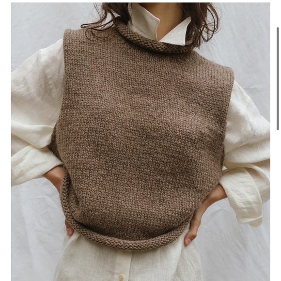 Jaggery London Tino Vest - Picture 2 of 6